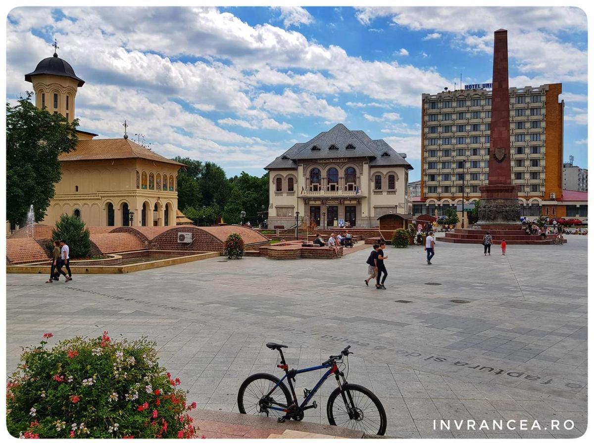 Hotel Unirea Focşani Extérieur photo