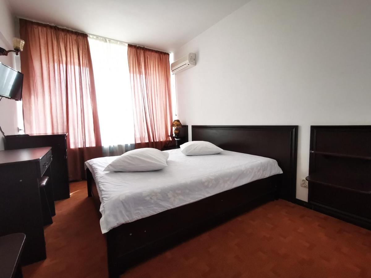 Hotel Unirea Focşani Extérieur photo