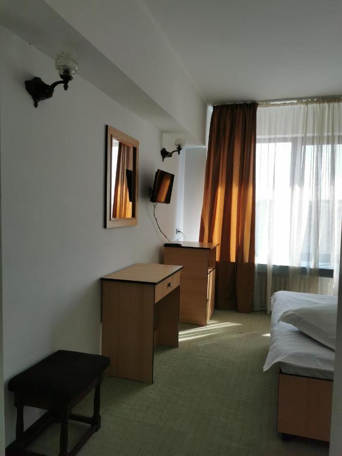 Hotel Unirea Focşani Extérieur photo