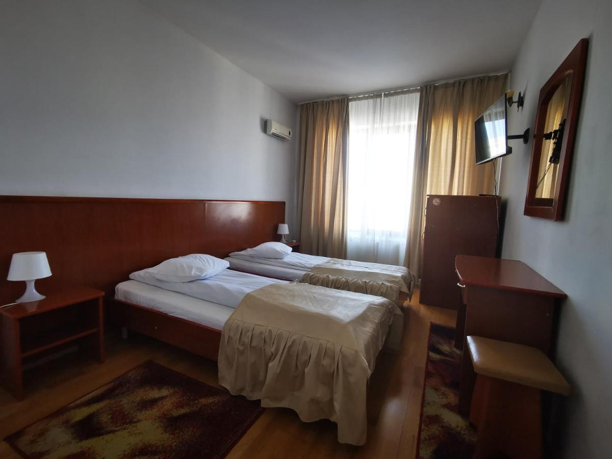 Hotel Unirea Focşani Extérieur photo
