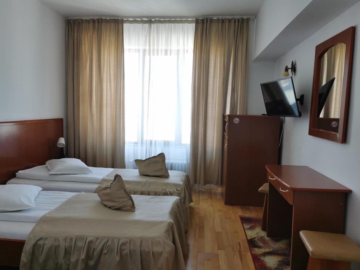Hotel Unirea Focşani Extérieur photo