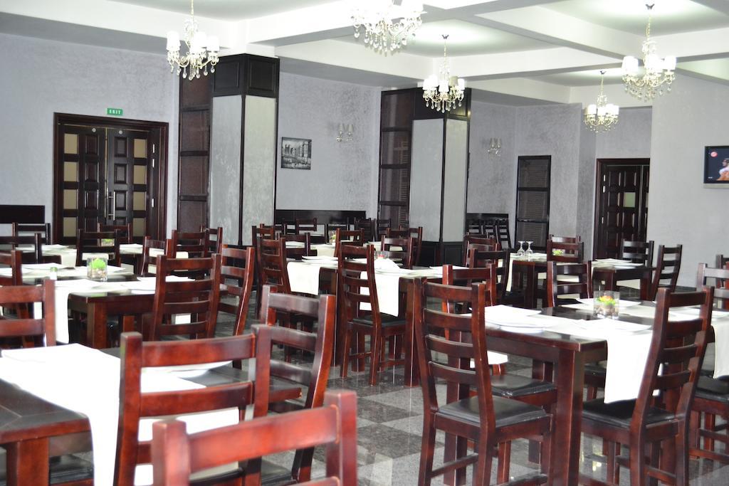 Hotel Unirea Focşani Extérieur photo